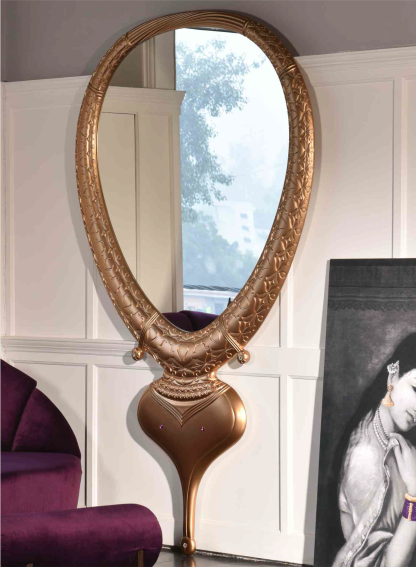 33_Beauty's Reflection
